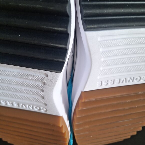 Converse - Picture 6 of 6